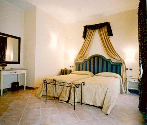 Hotel Urbano V Montefiascone Room photo